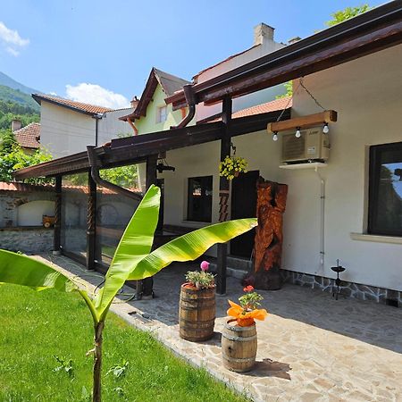 Cozy Rooms In Vratsa By Georgievi Bagian luar foto